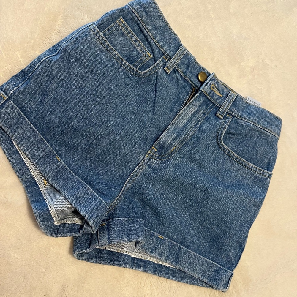 AMERICAN APPAREL HIGH RISE JEAN SHORTS
